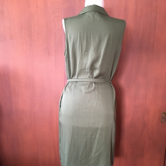 Lulus olive green shirt dress - Picture 3 of 4